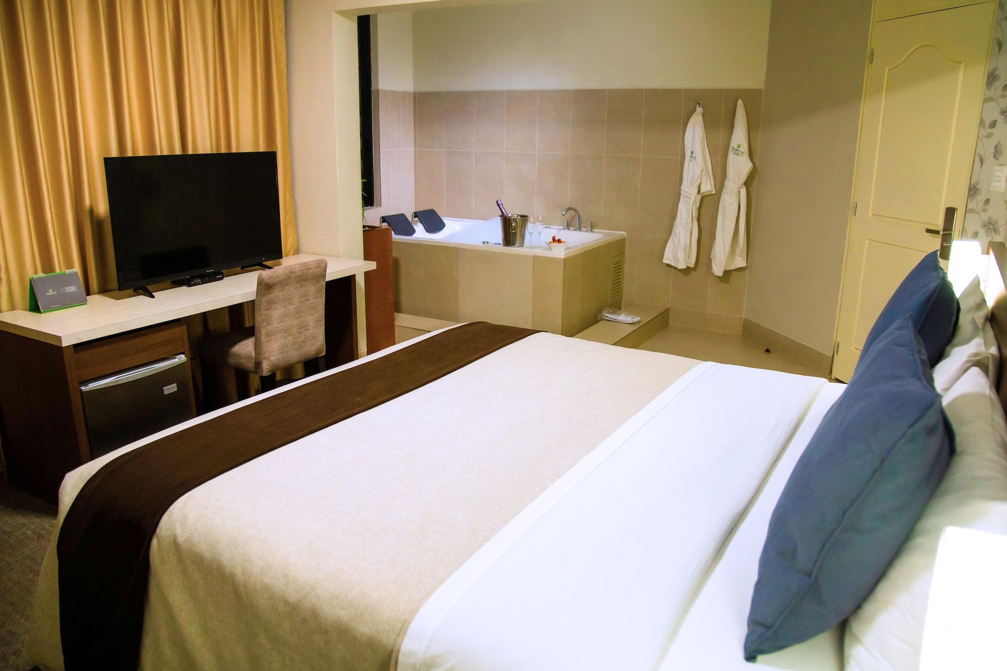 Palmetto Business La Perla Hotel Lima