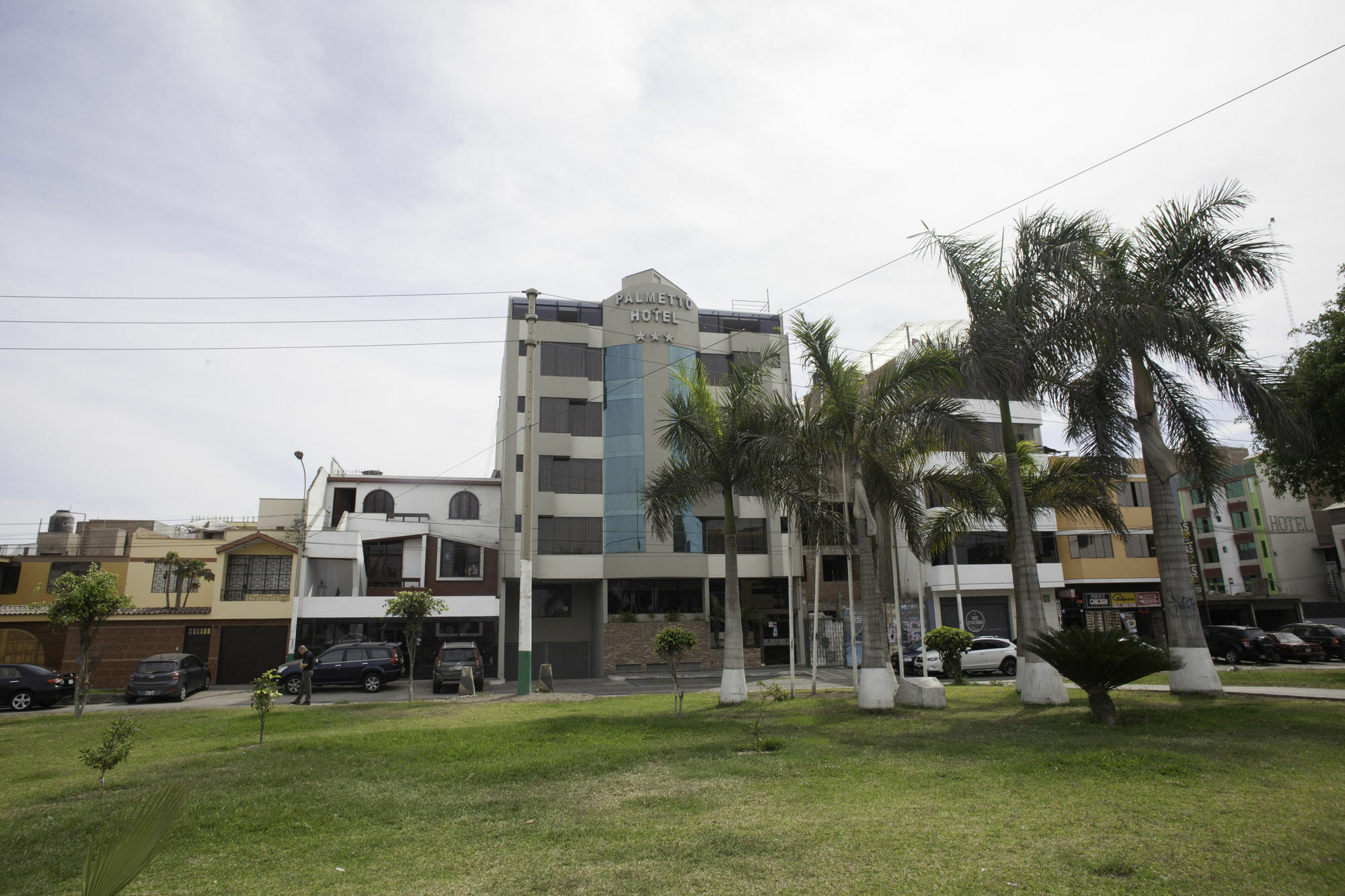 Palmetto Business La Perla Hotel 3*
