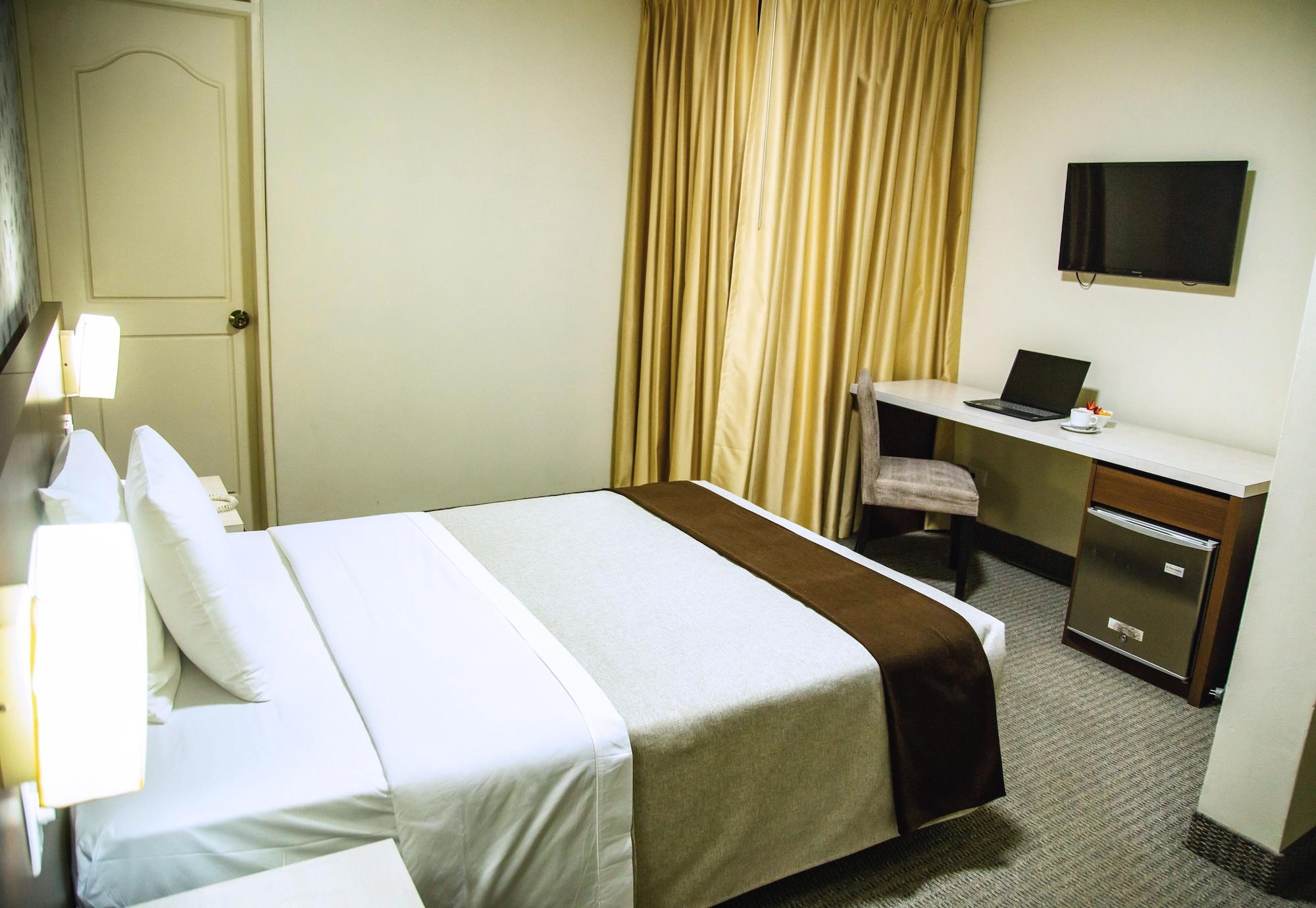 Palmetto Hotel Business La Perla Hotel 3*